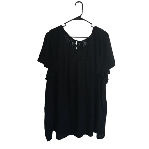 Torrid Top Women's Size 5X Black Lace Accent Short Sleeve Button Closure - Picture 1 of 5